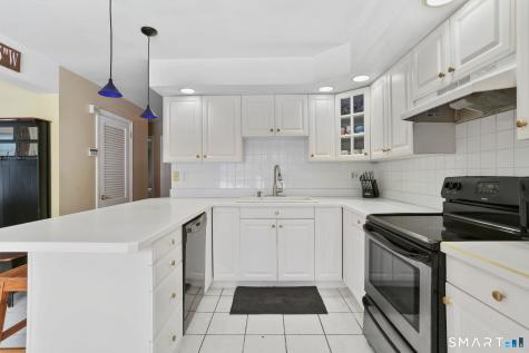 40 Rose Terrace Trumbull CT 06611