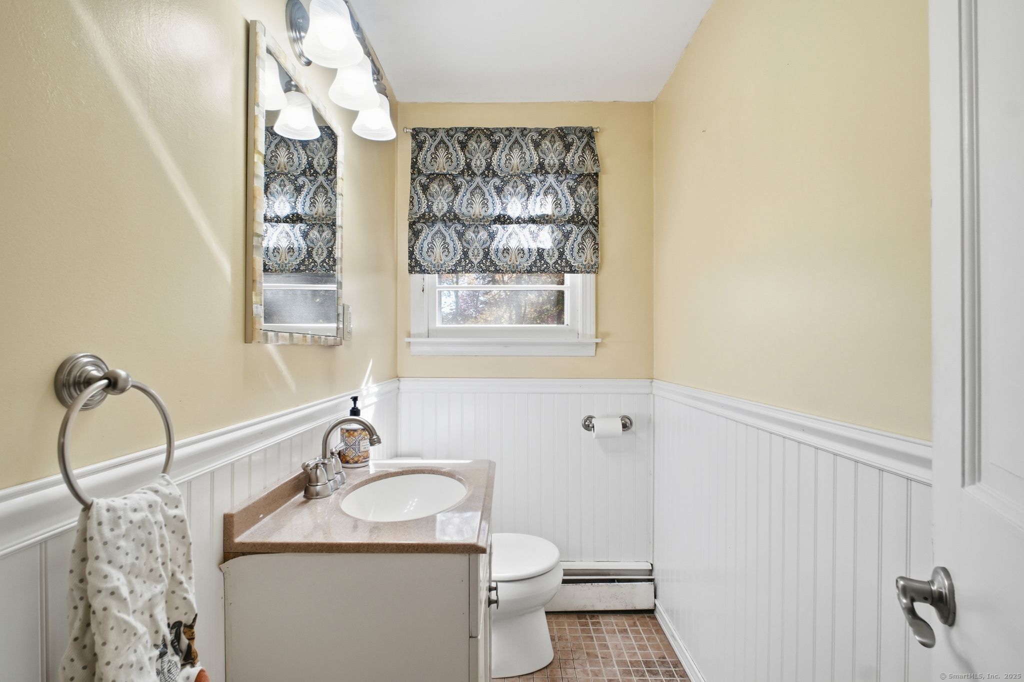 17 Douglas Drive Enfield CT 06082