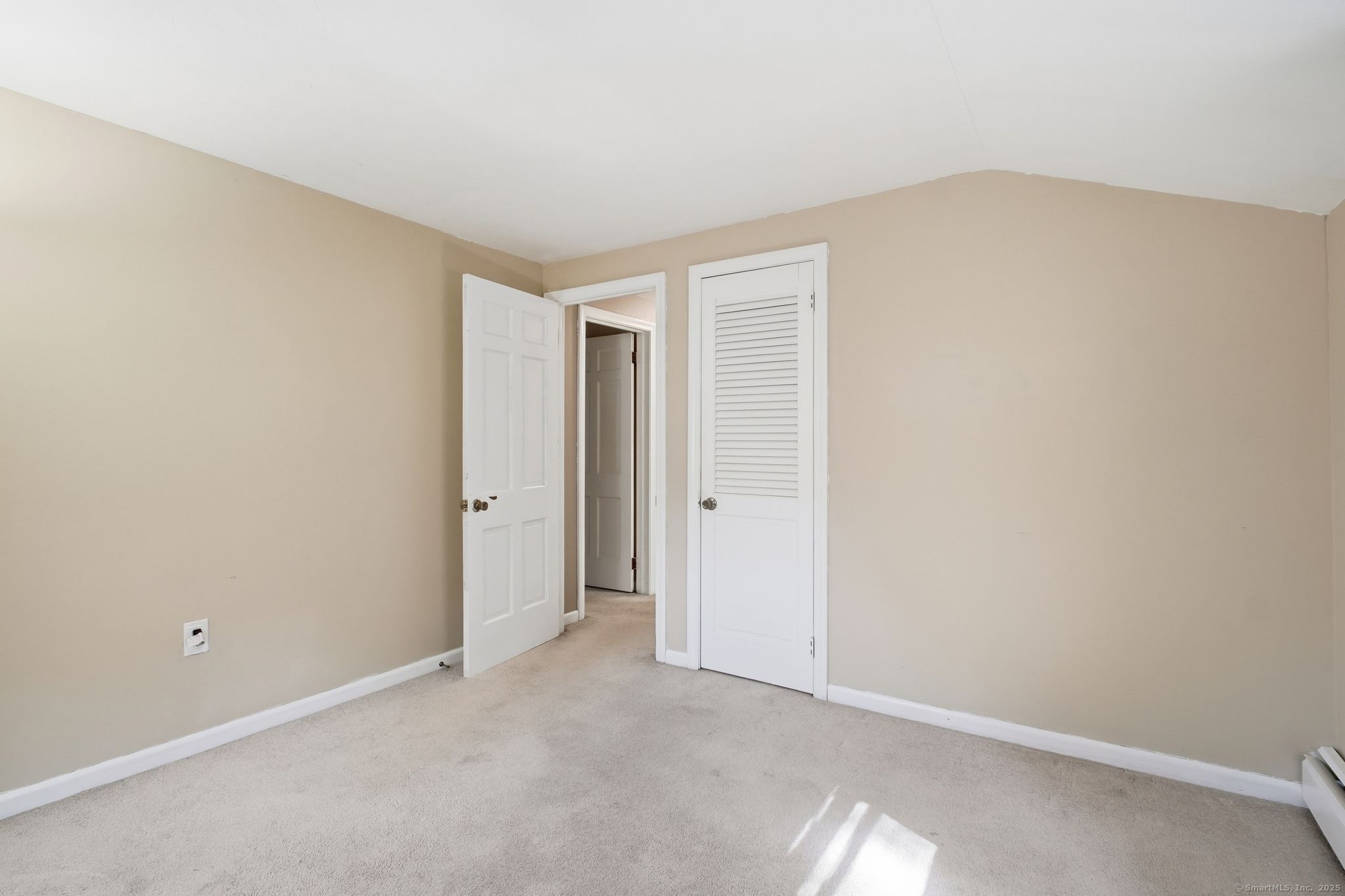 17 Douglas Drive Enfield CT 06082