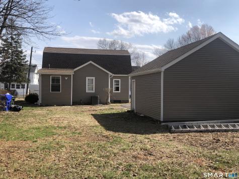 176 Sisson Street East Hartford CT 06118