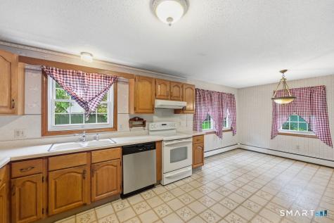 55 Edwards Street Manchester CT 06042