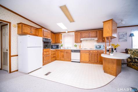 16 Pond Way Windham CT 06256