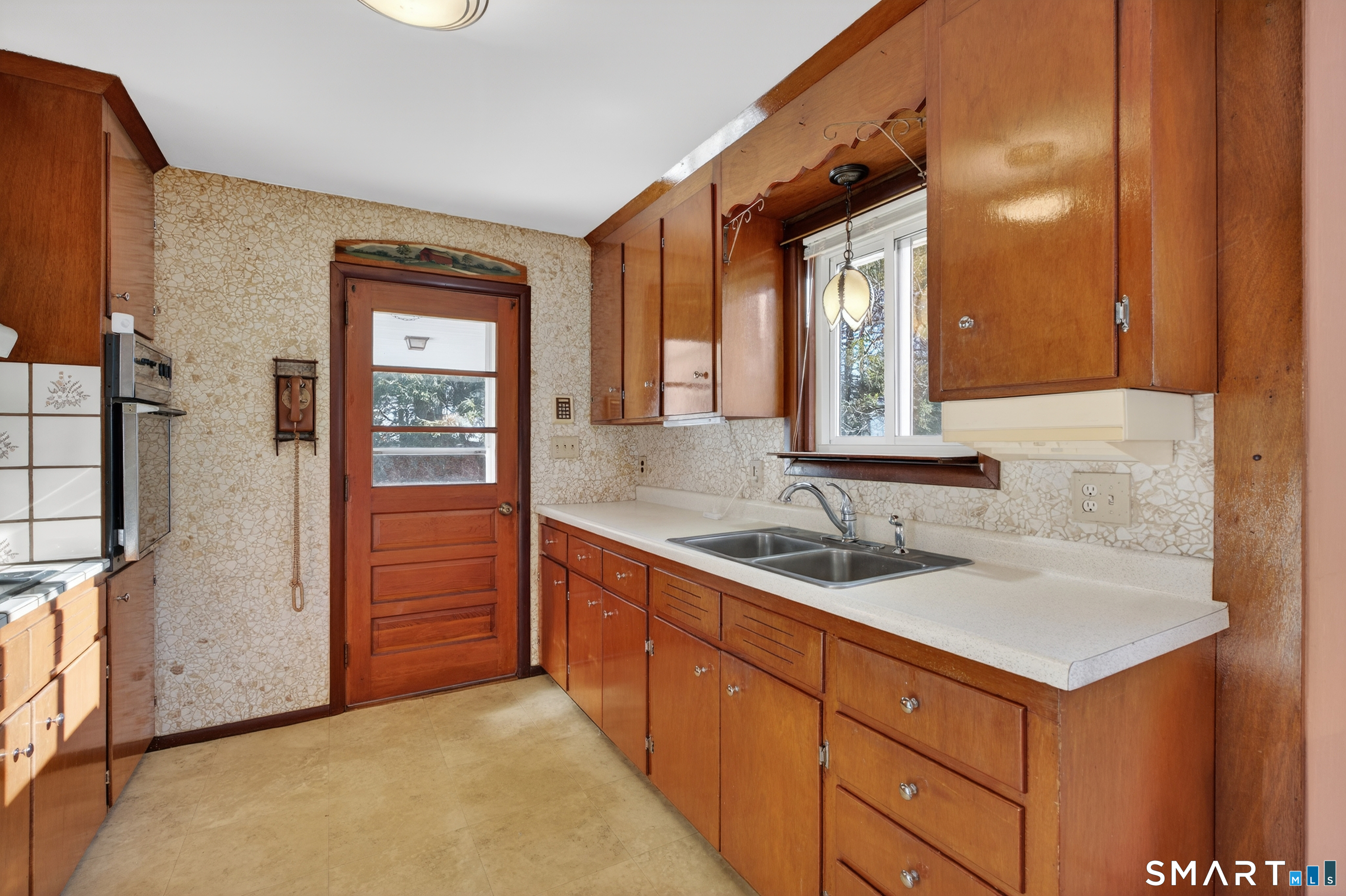 781 Hamilton Avenue Watertown CT 06795