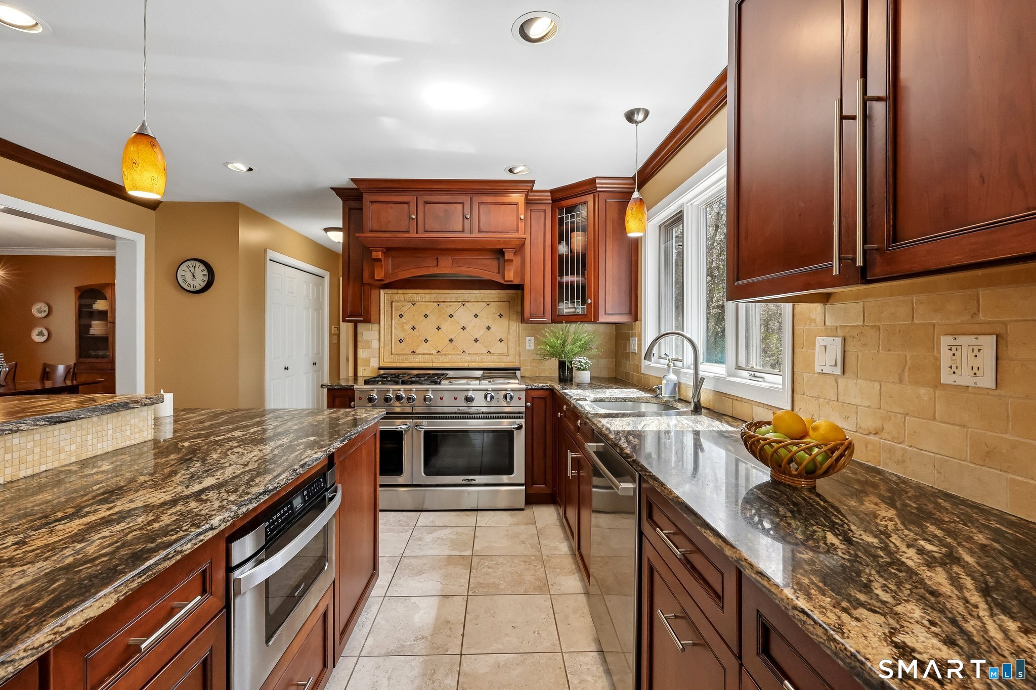 86 Quail Run Madison CT 06443
