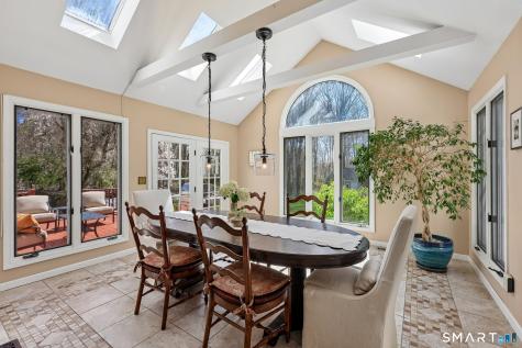 86 Quail Run Madison CT 06443