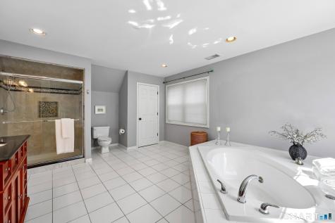 86 Quail Run Madison CT 06443