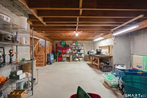 21 Marshalls Meadows Wethersfield CT 06109