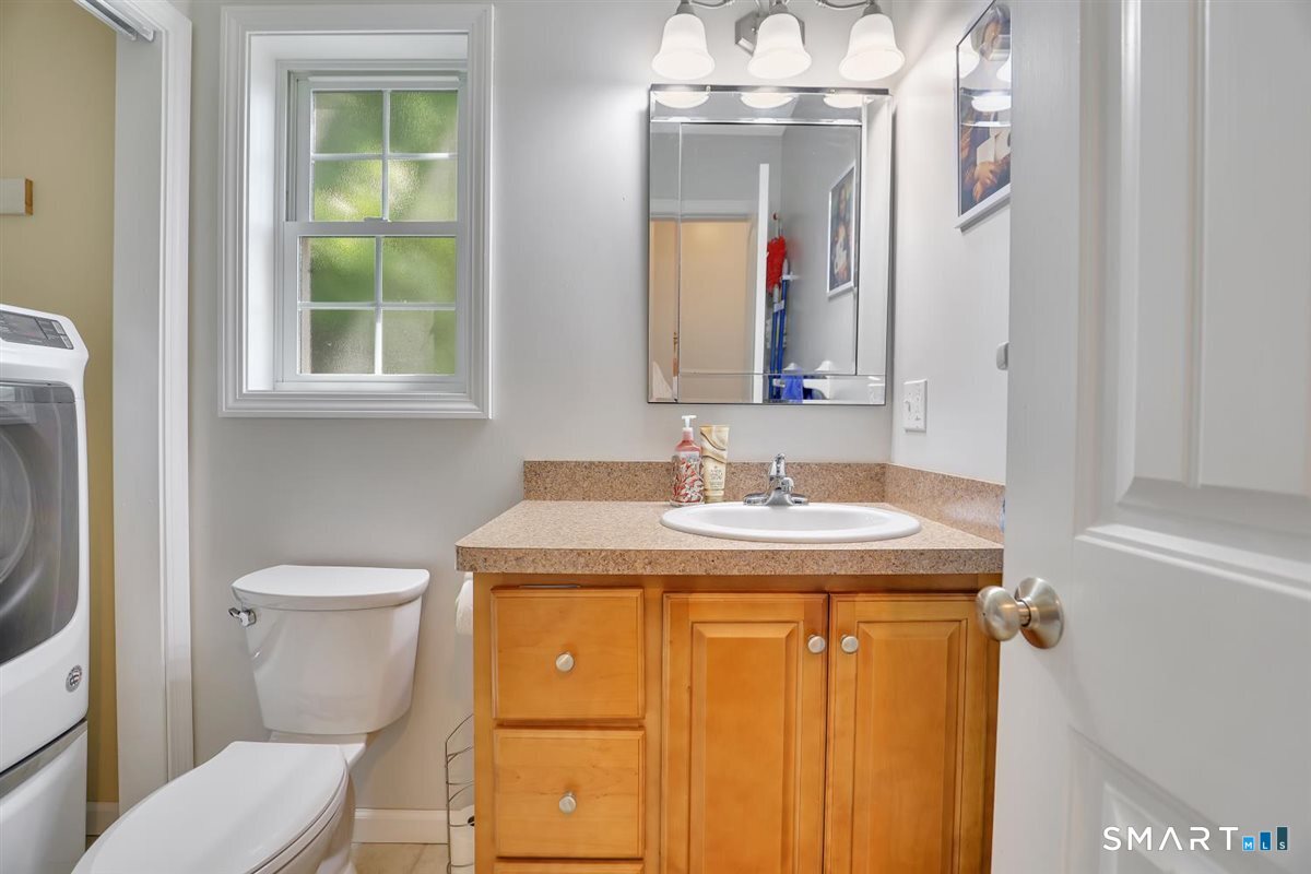 72 Durant Terrace Middletown CT 06457
