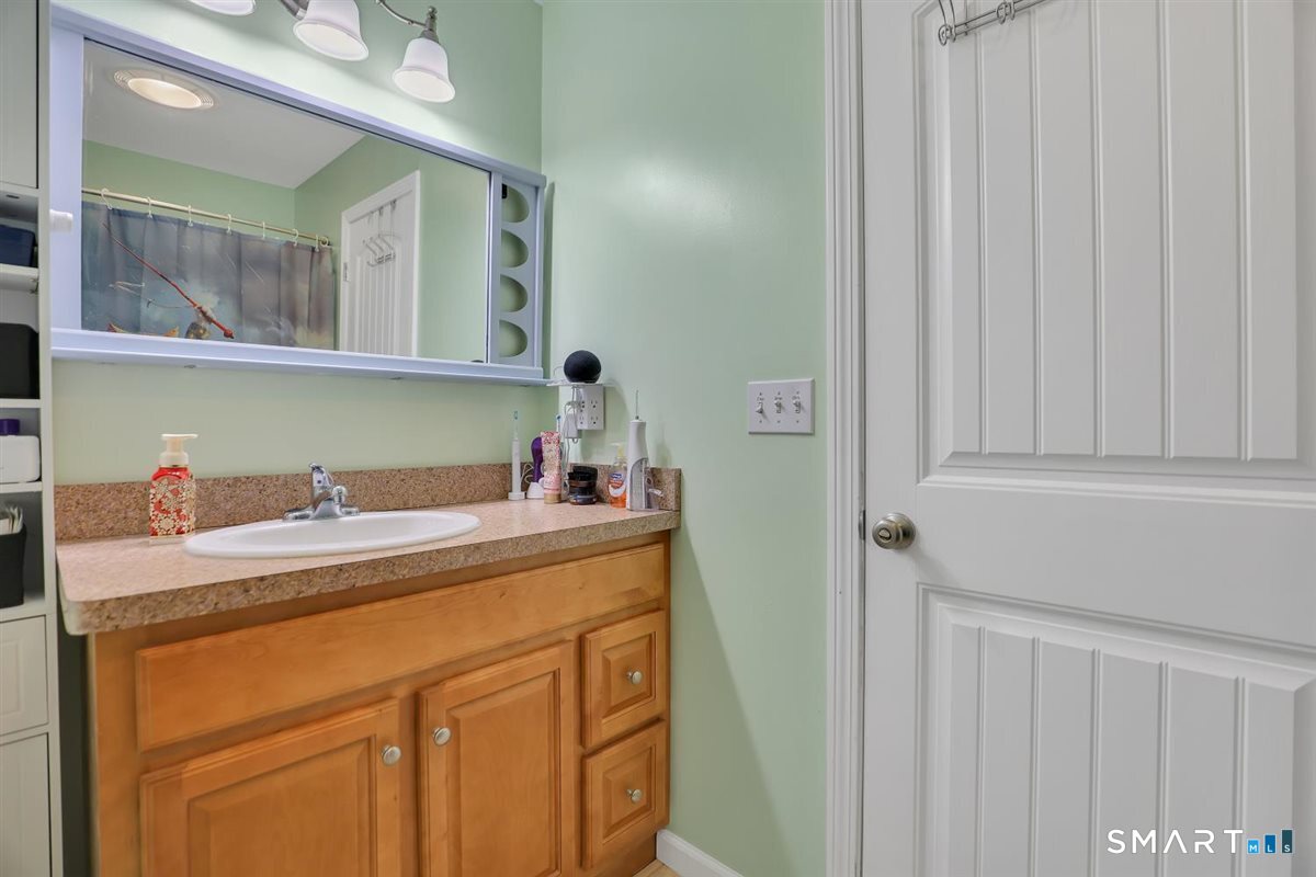 72 Durant Terrace Middletown CT 06457