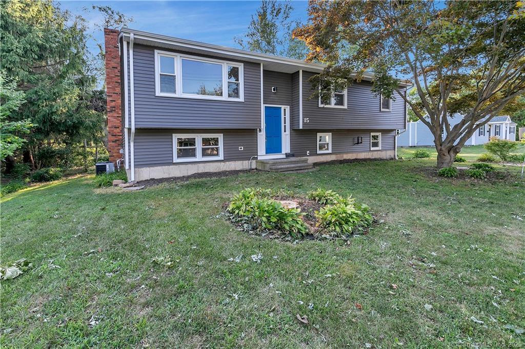 15 Rosemary Lane Guilford CT 06437