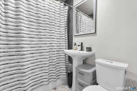 416 Chestnut Hill Avenue Waterbury CT 06704