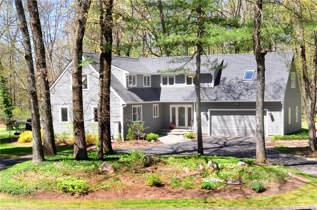 9 Woodhaven Drive Simsbury CT 06070