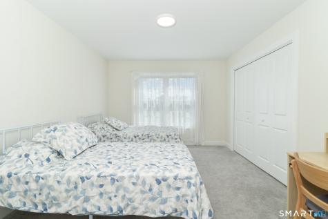 2 Iris Court Cromwell CT 06416