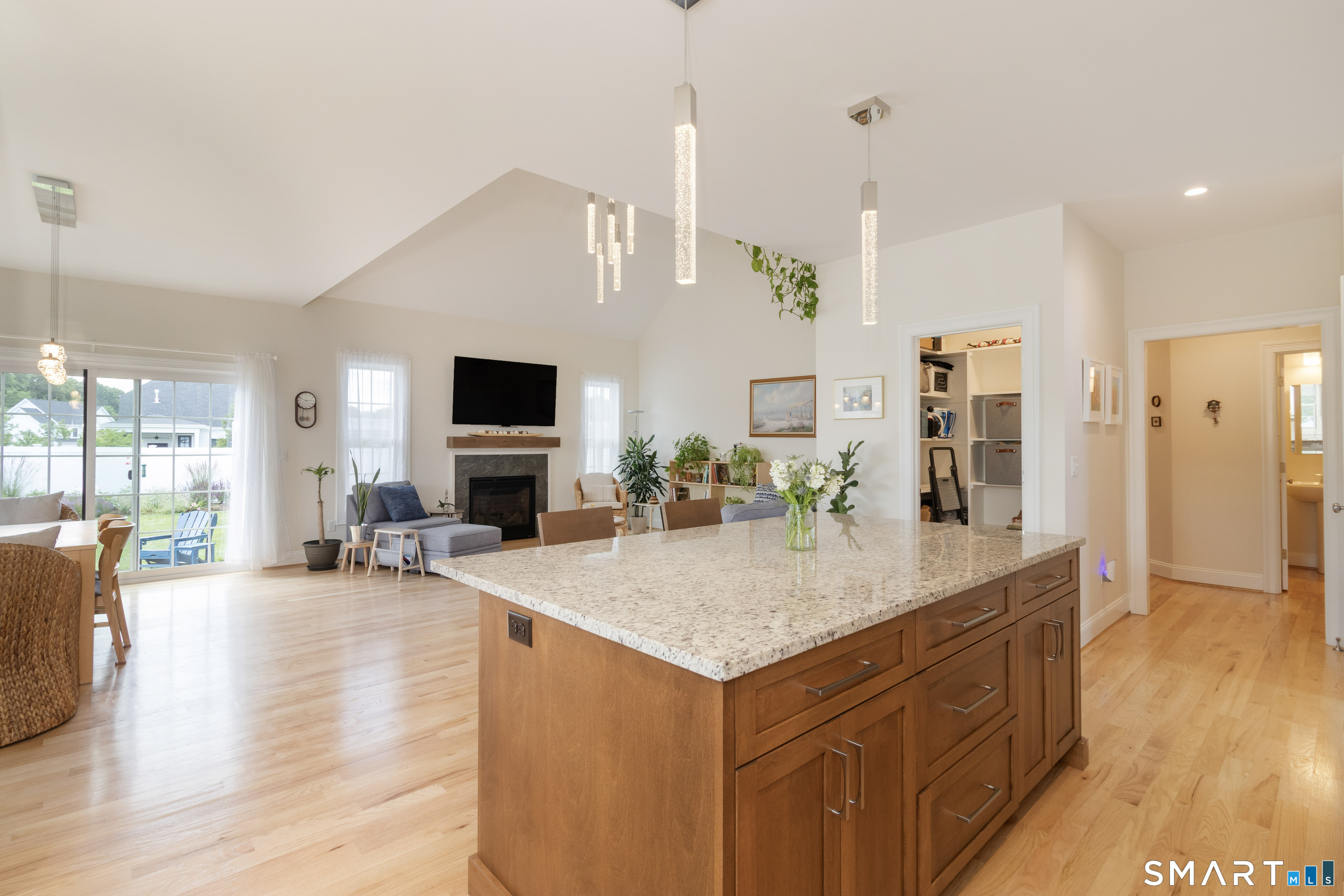 2 Iris Court Cromwell CT 06416