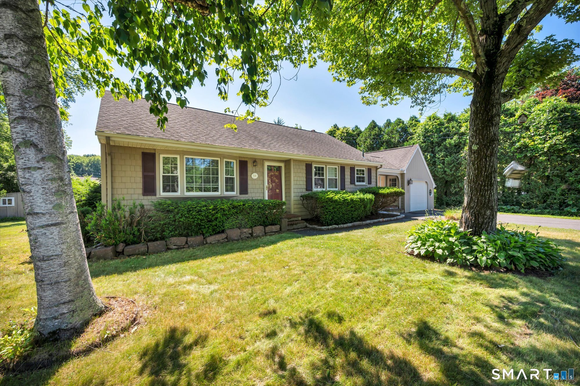 54 Manor Lane South Windsor CT 06074
