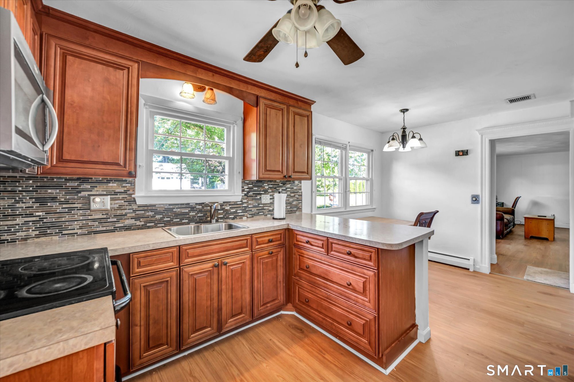 54 Manor Lane South Windsor CT 06074