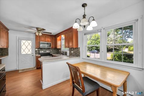 54 Manor Lane South Windsor CT 06074