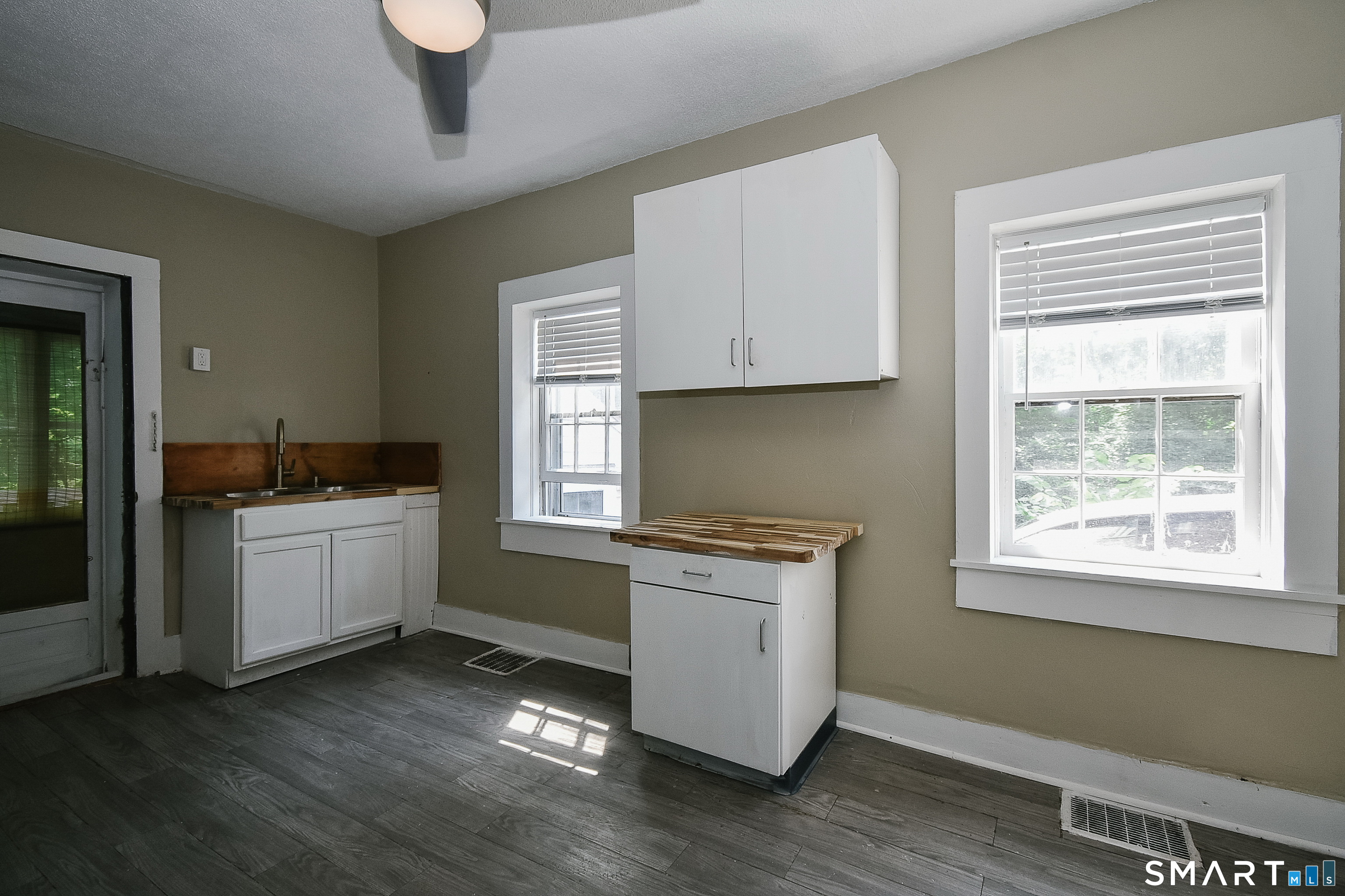286 Bloomfield Avenue West Hartford CT 06117