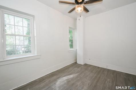286 Bloomfield Avenue West Hartford CT 06117
