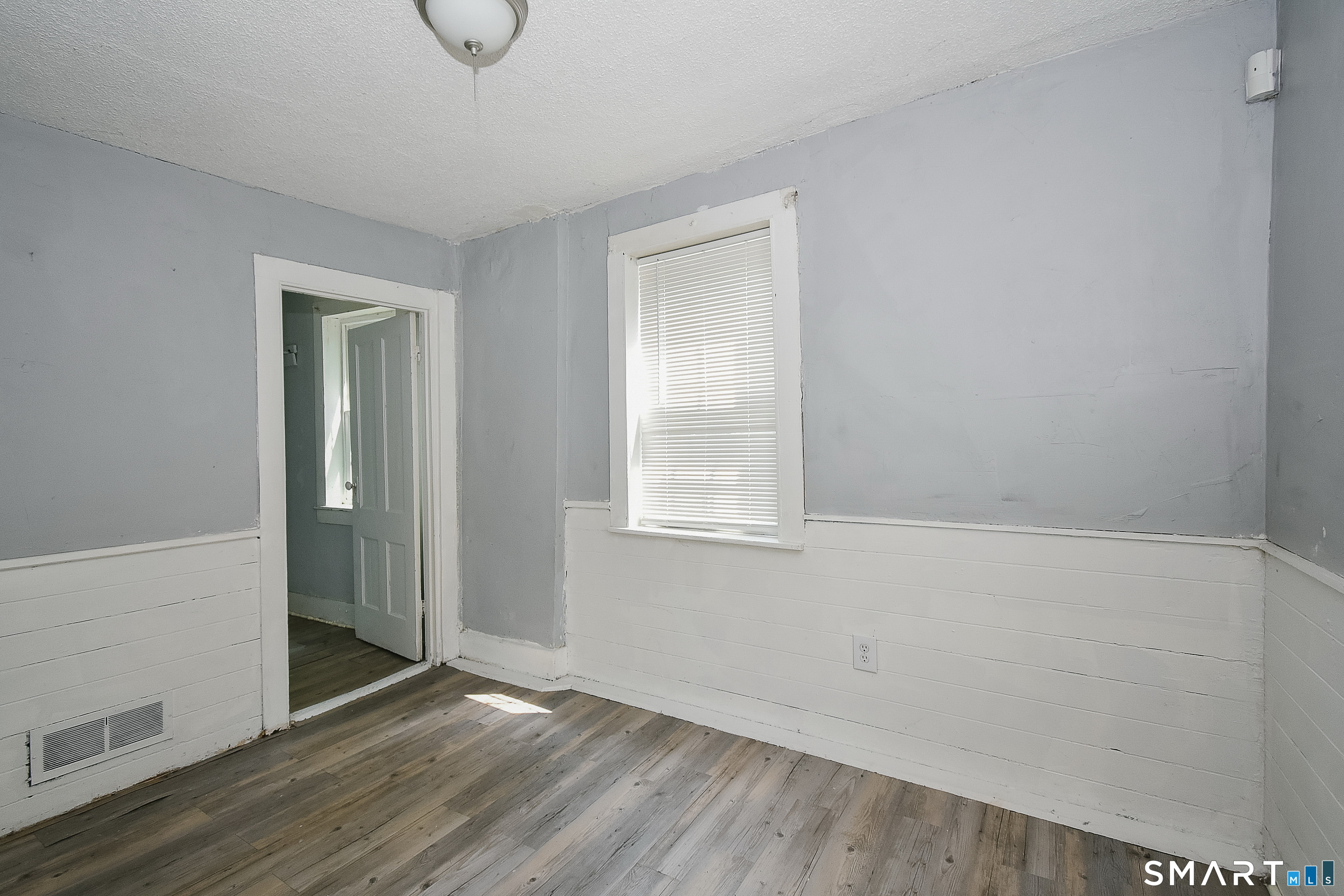 286 Bloomfield Avenue West Hartford CT 06117