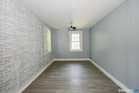 286 Bloomfield Avenue West Hartford CT 06117
