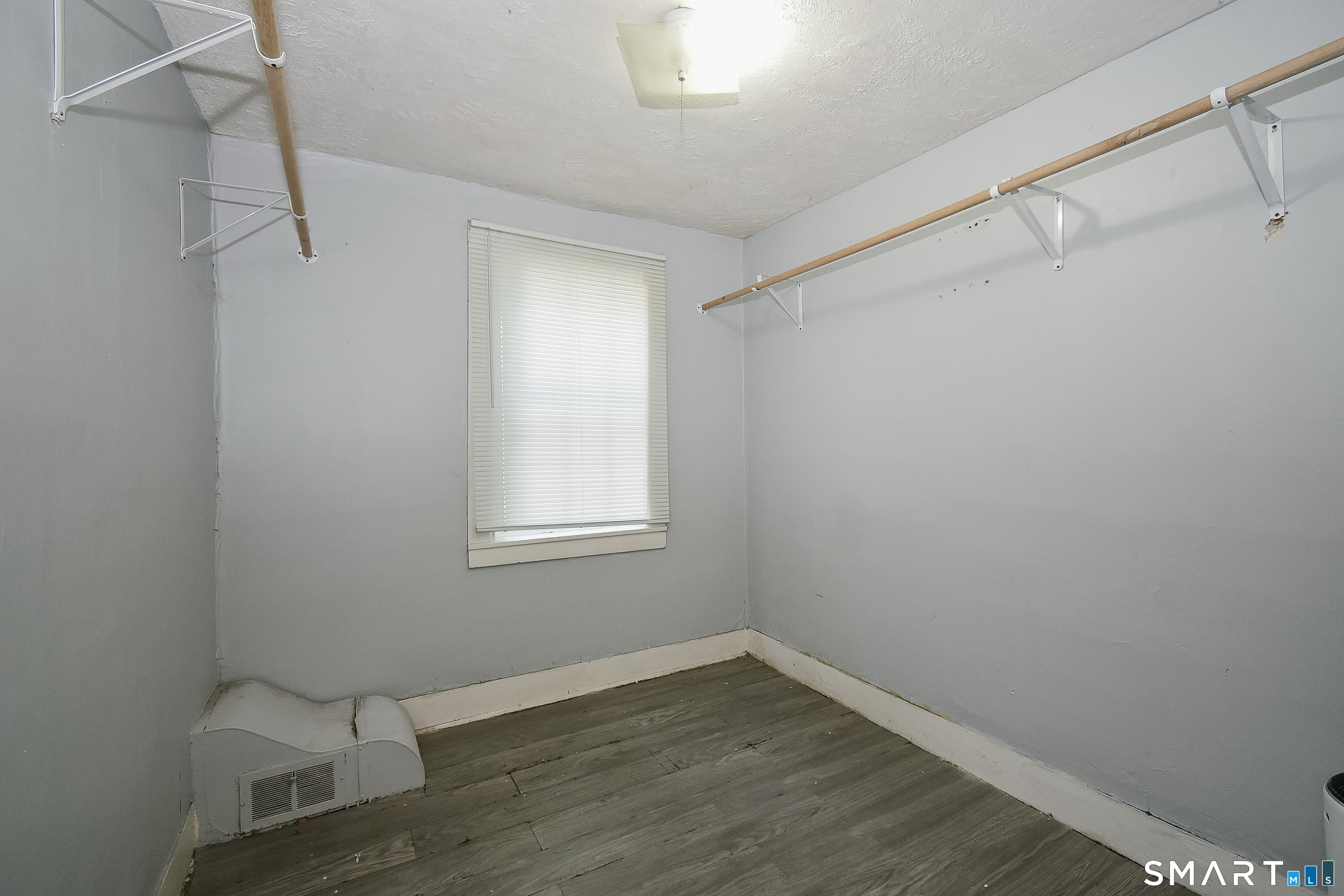 286 Bloomfield Avenue West Hartford CT 06117