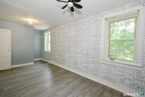 286 Bloomfield Avenue West Hartford CT 06117