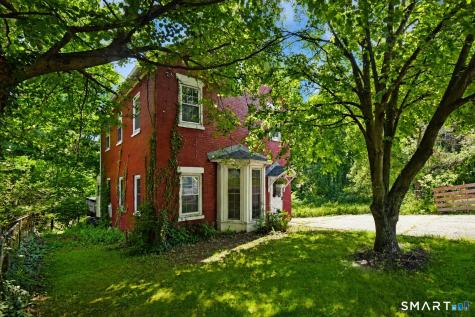 286 Bloomfield Avenue West Hartford CT 06117
