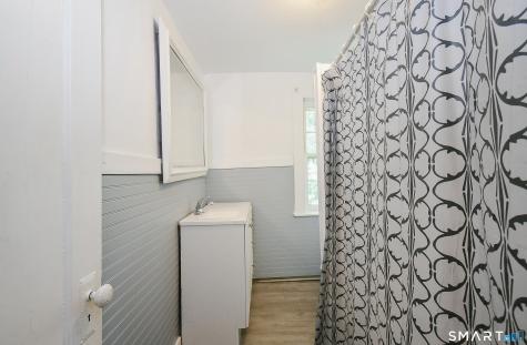 286 Bloomfield Avenue West Hartford CT 06117