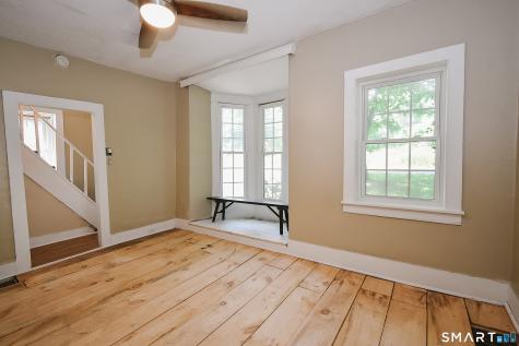 286 Bloomfield Avenue West Hartford CT 06117