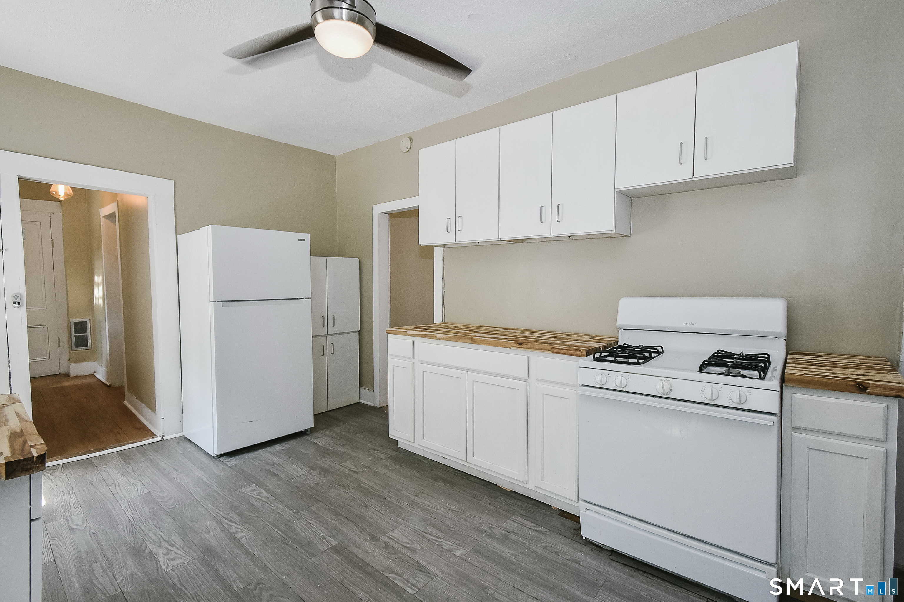 286 Bloomfield Avenue West Hartford CT 06117