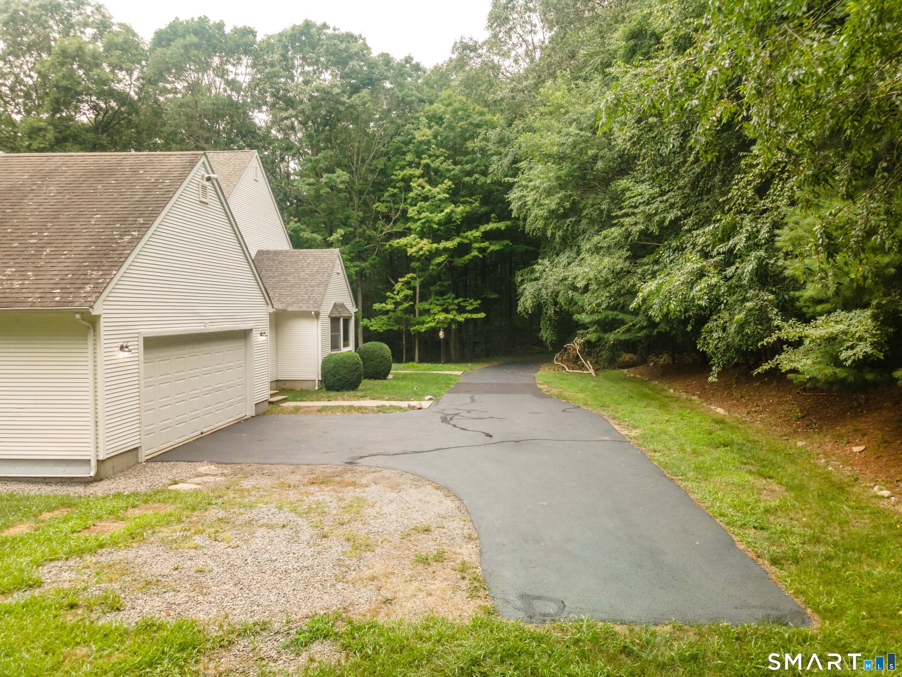 17 Eska Drive Ledyard CT 06339