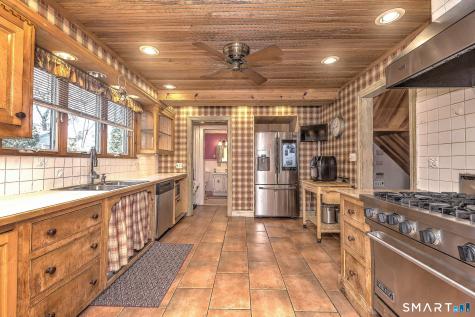 60 Rochford Avenue Hamden CT 06514