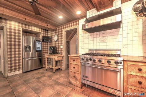 60 Rochford Avenue Hamden CT 06514
