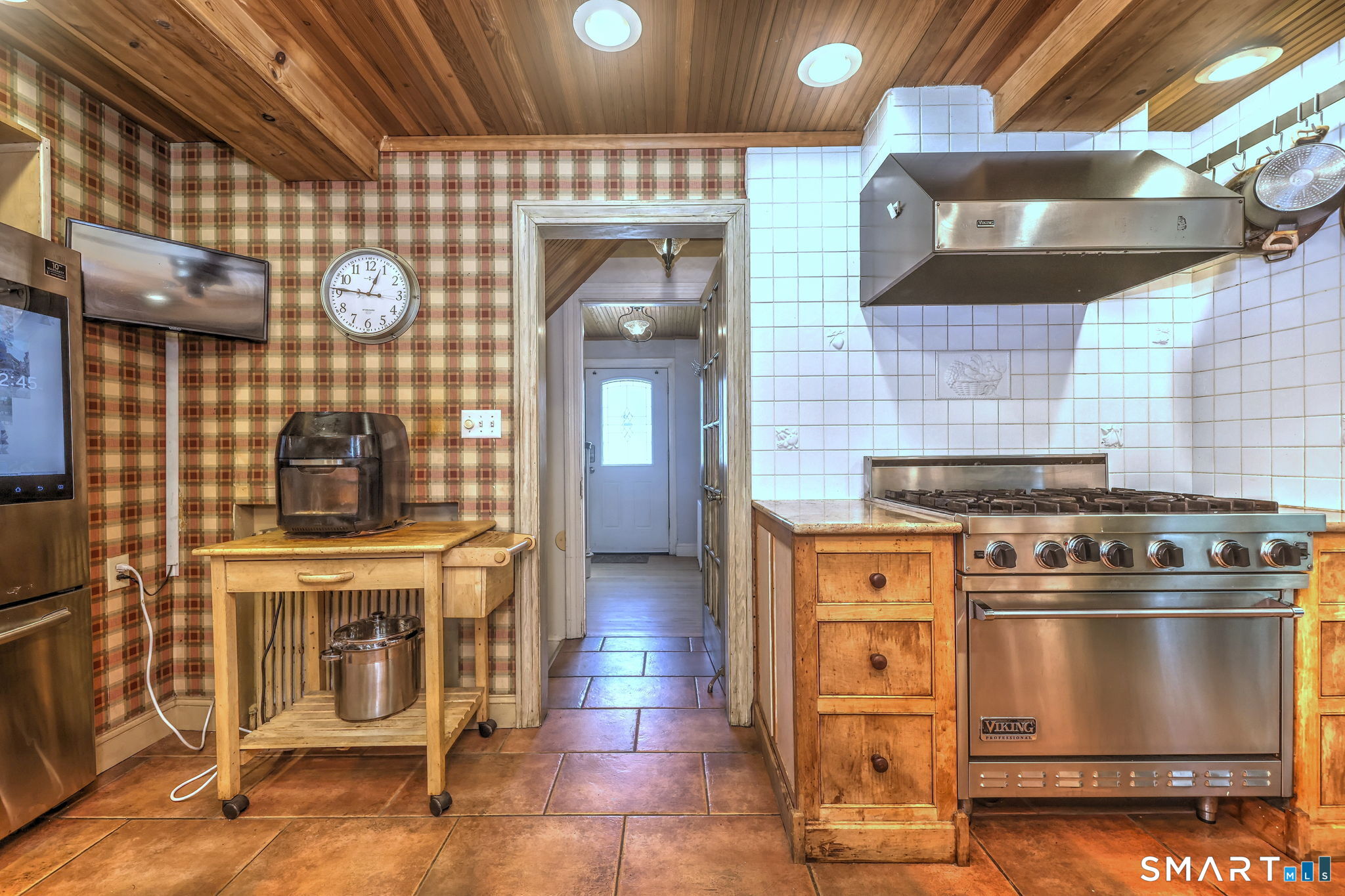 60 Rochford Avenue Hamden CT 06514