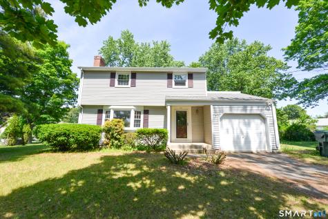 96 Crestwood Trail East Hartford CT 06118