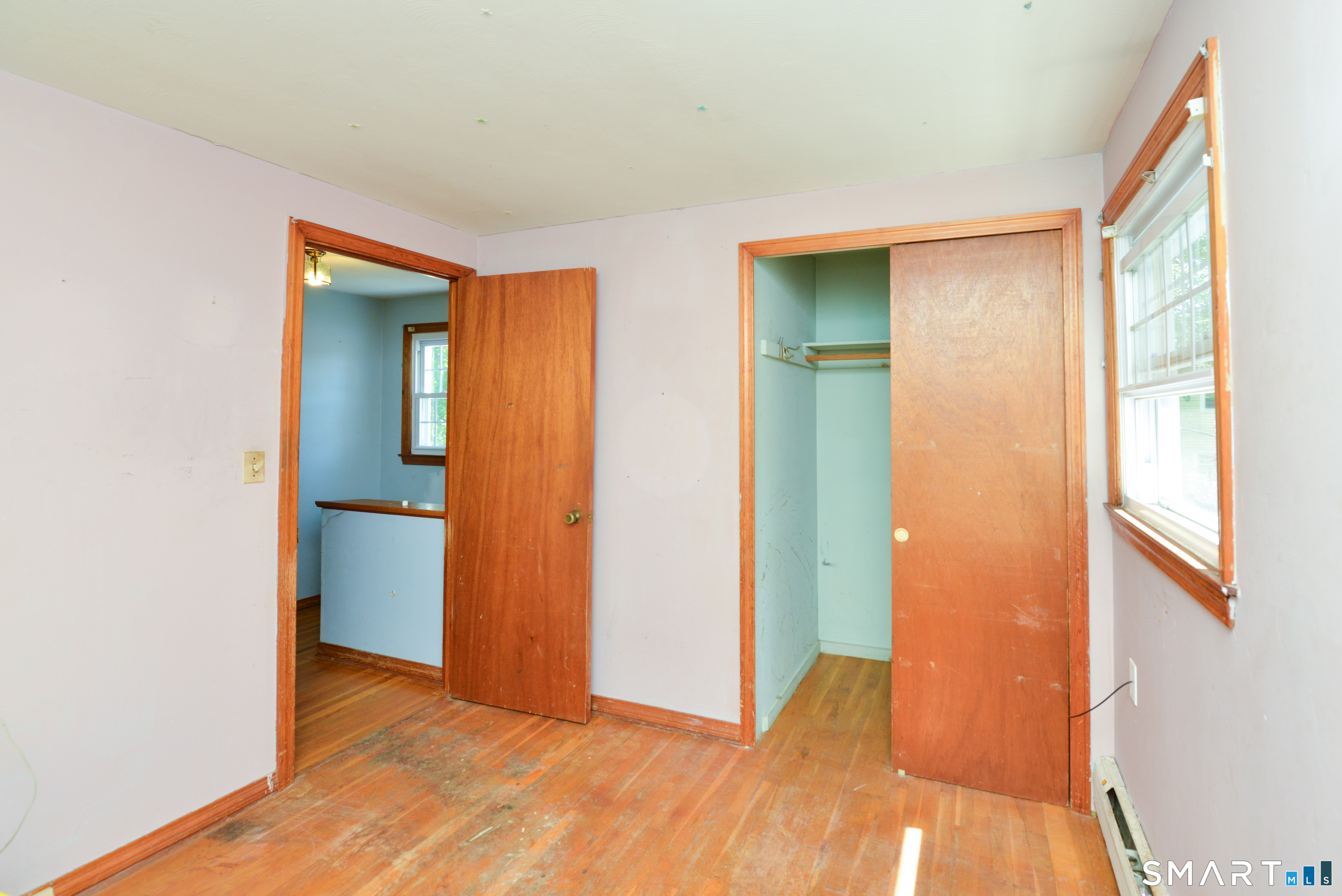 96 Crestwood Trail East Hartford CT 06118