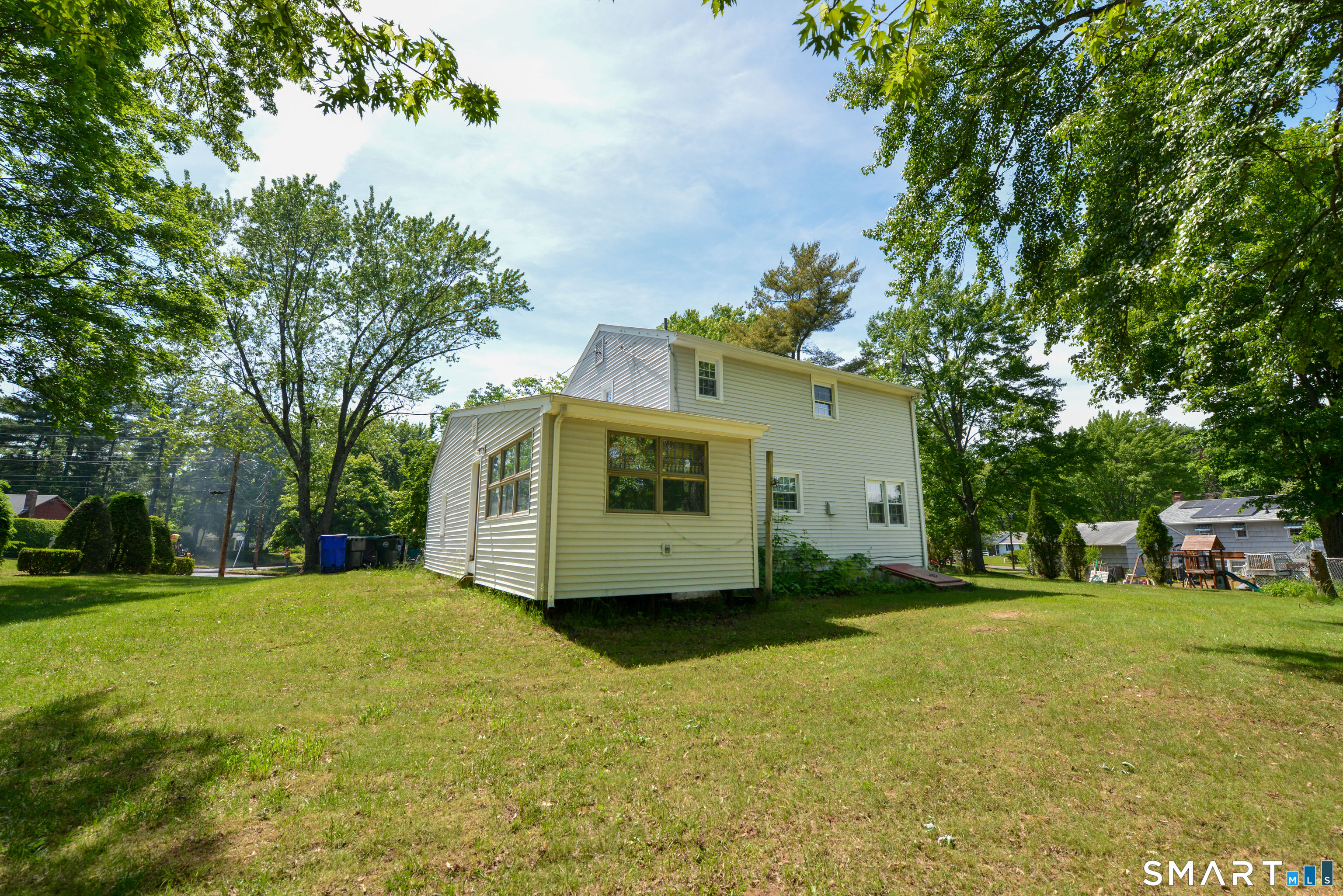 96 Crestwood Trail East Hartford CT 06118