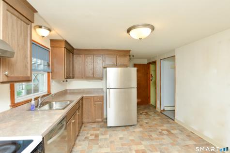 96 Crestwood Trail East Hartford CT 06118