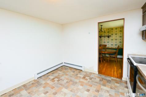 96 Crestwood Trail East Hartford CT 06118