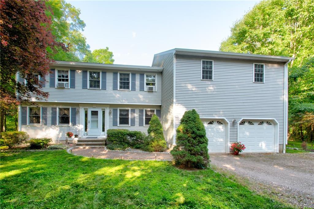 28 North Cone Road East Hampton CT 06424