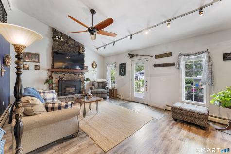20 Crooked Trail Woodstock CT 06281