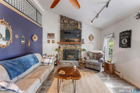 20 Crooked Trail Woodstock CT 06281