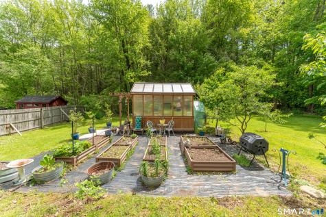 20 Crooked Trail Woodstock CT 06281