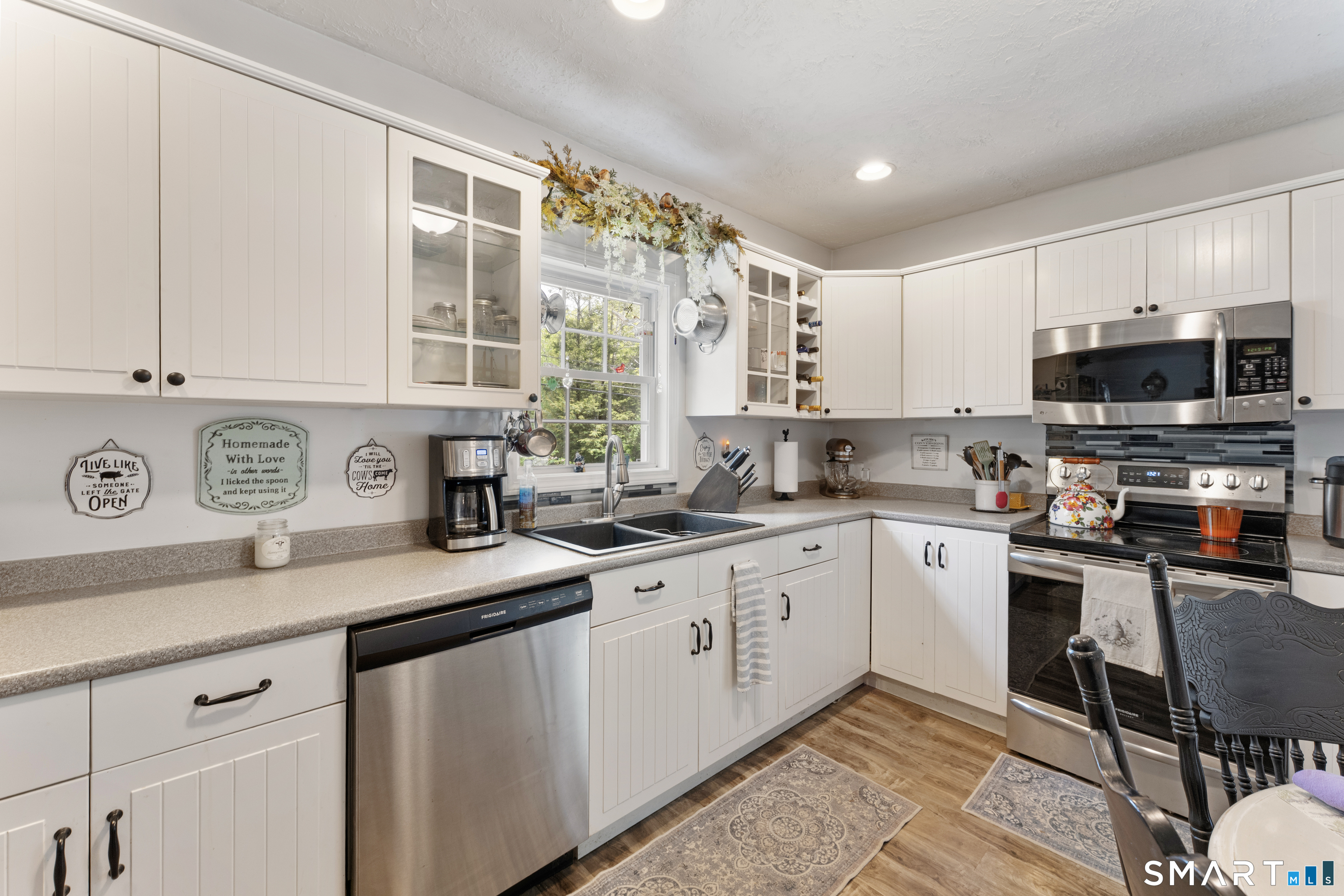 20 Crooked Trail Woodstock CT 06281