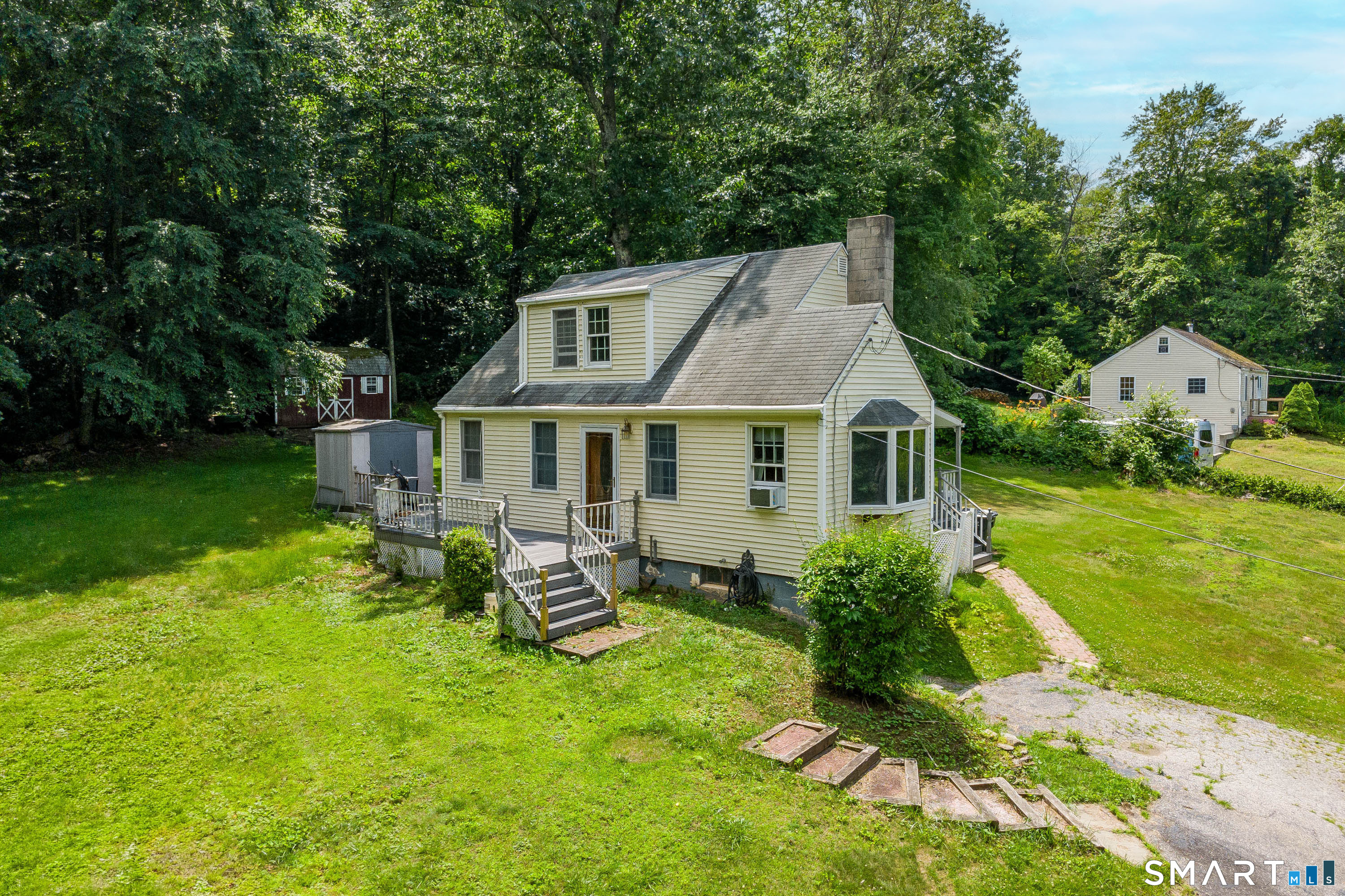 5 Parmalee Park Place Newtown CT 06470