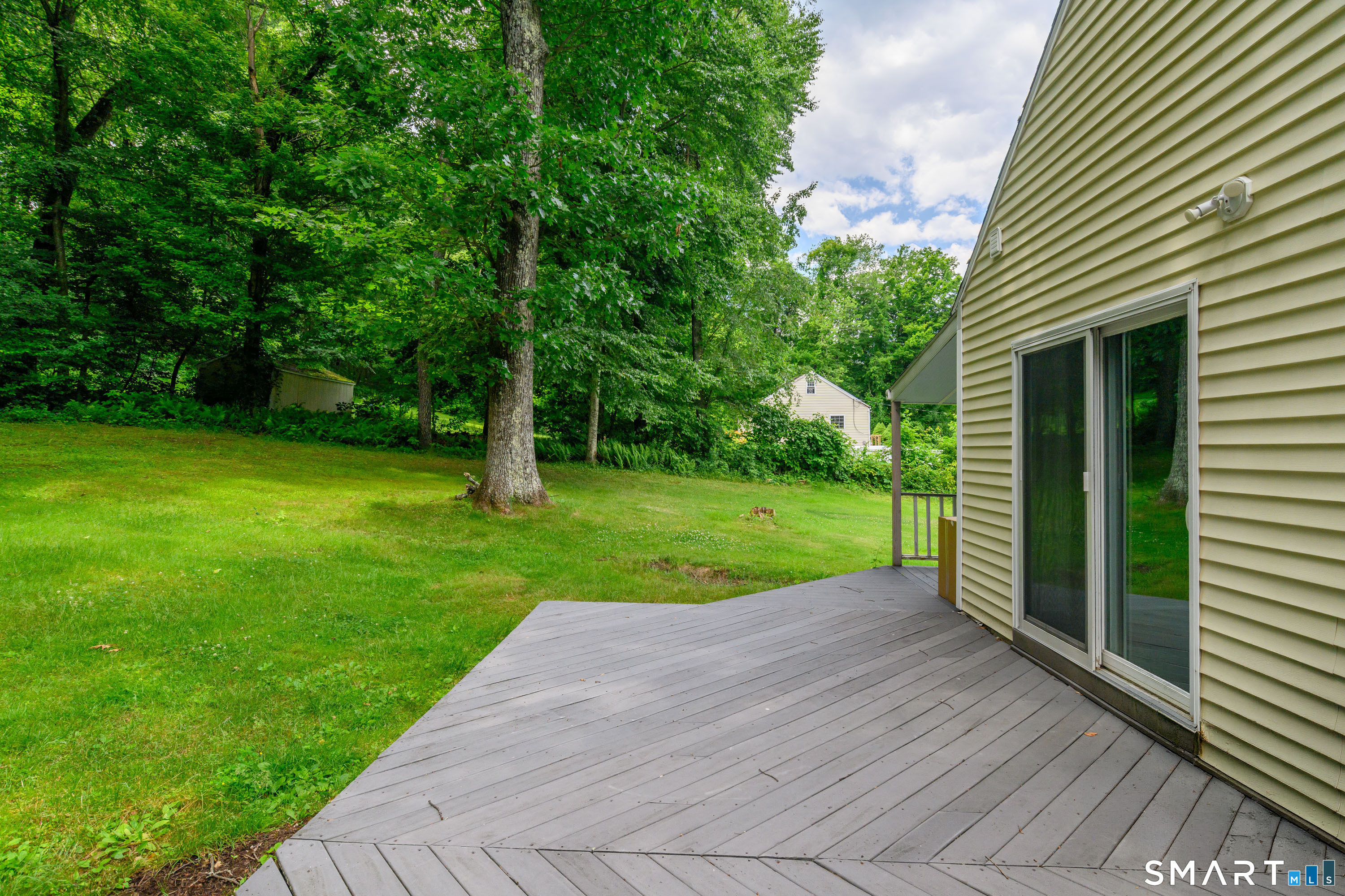 5 Parmalee Park Place Newtown CT 06470