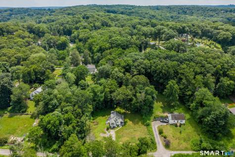 5 Parmalee Park Place Newtown CT 06470