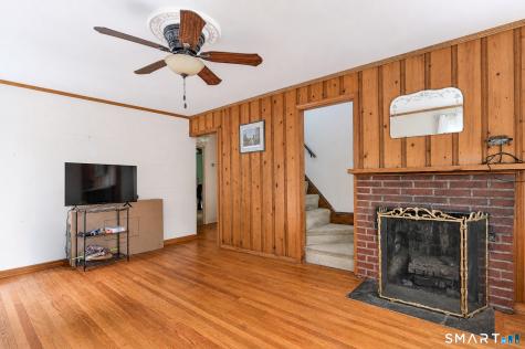 5 Parmalee Park Place Newtown CT 06470