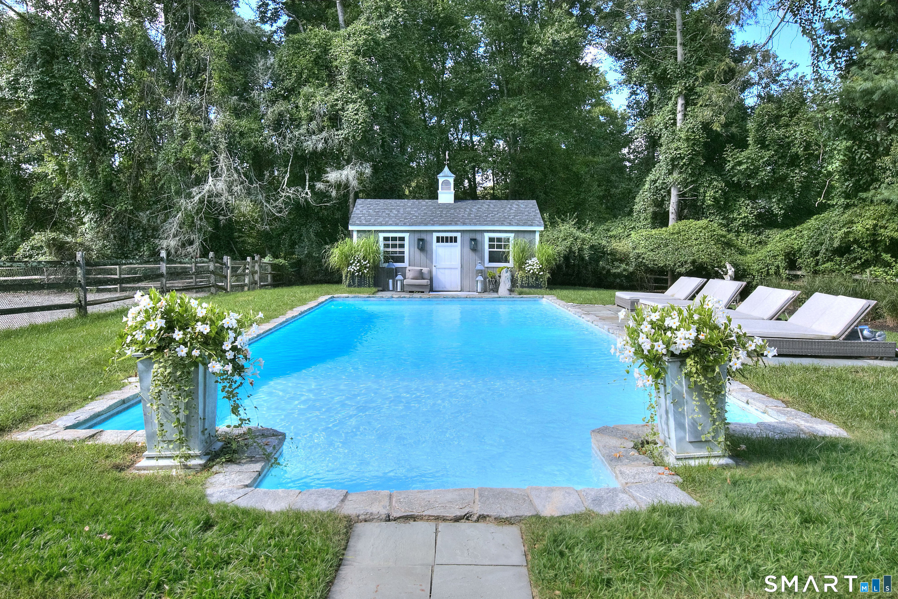 160 Cedar Road Fairfield CT 06890